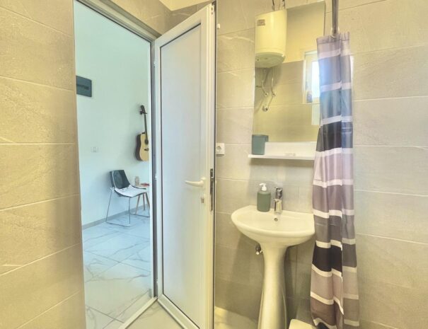 Studio-apartment